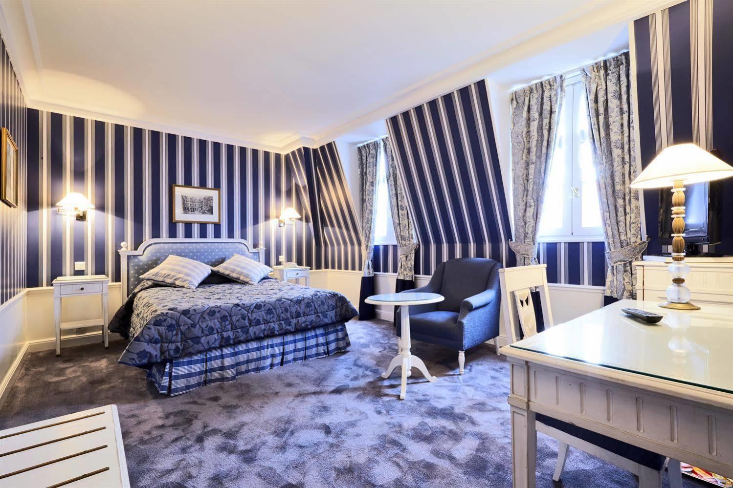 Hotel Golden Tulip Washington Opera Paříž Pokoj fotografie